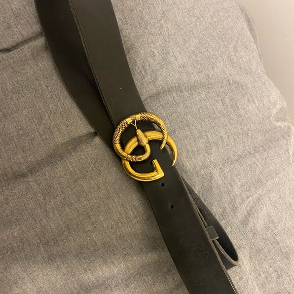 Gucci Leather Belt with Double G buckle with snake - Picture 7 of 8